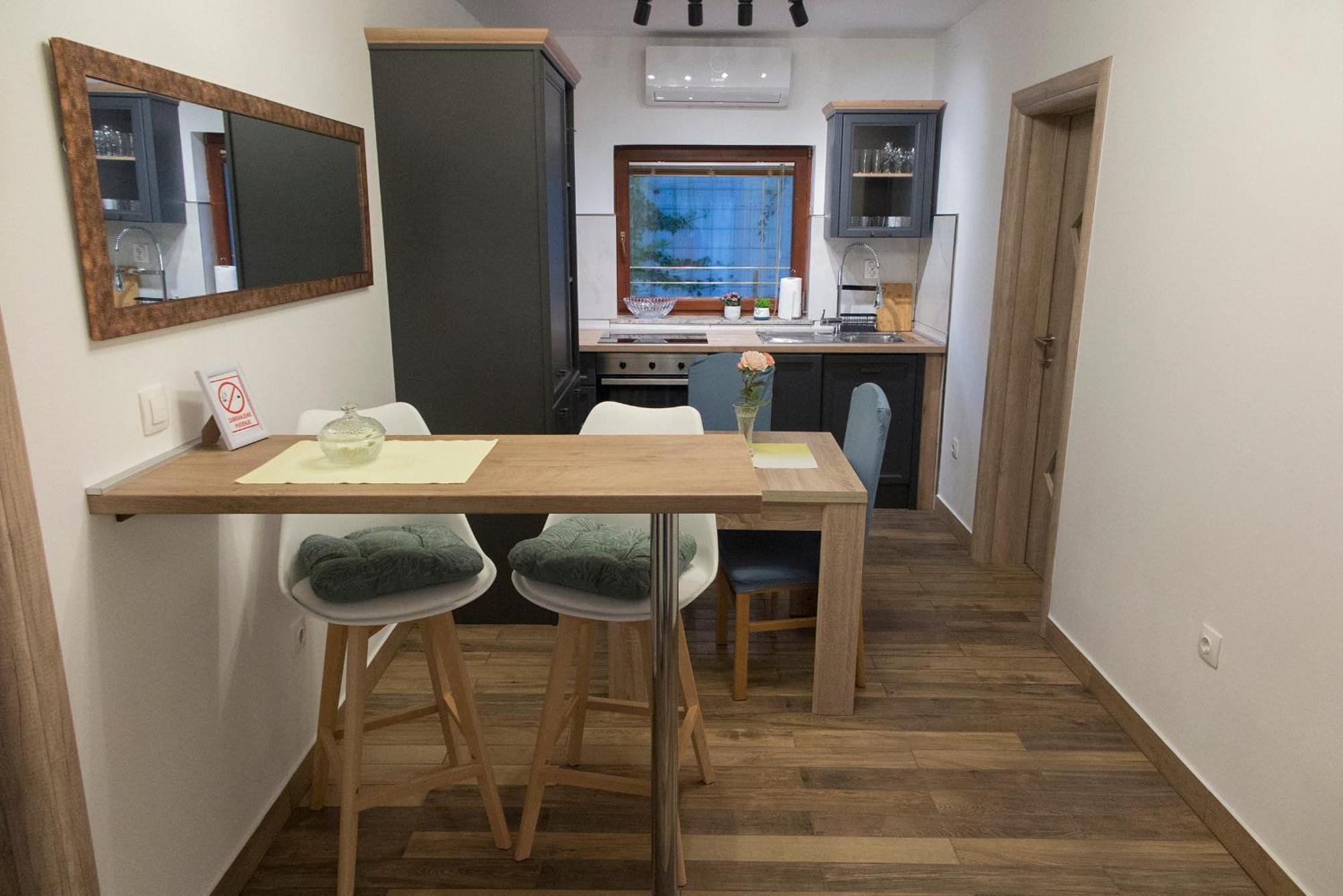 Apartment Garden Korana 카를로바츠 외부 사진